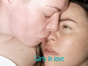 Girls_in_love